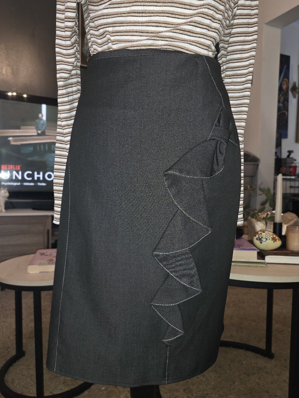 Black Ruffle-Accent Pencil Skirt - Women